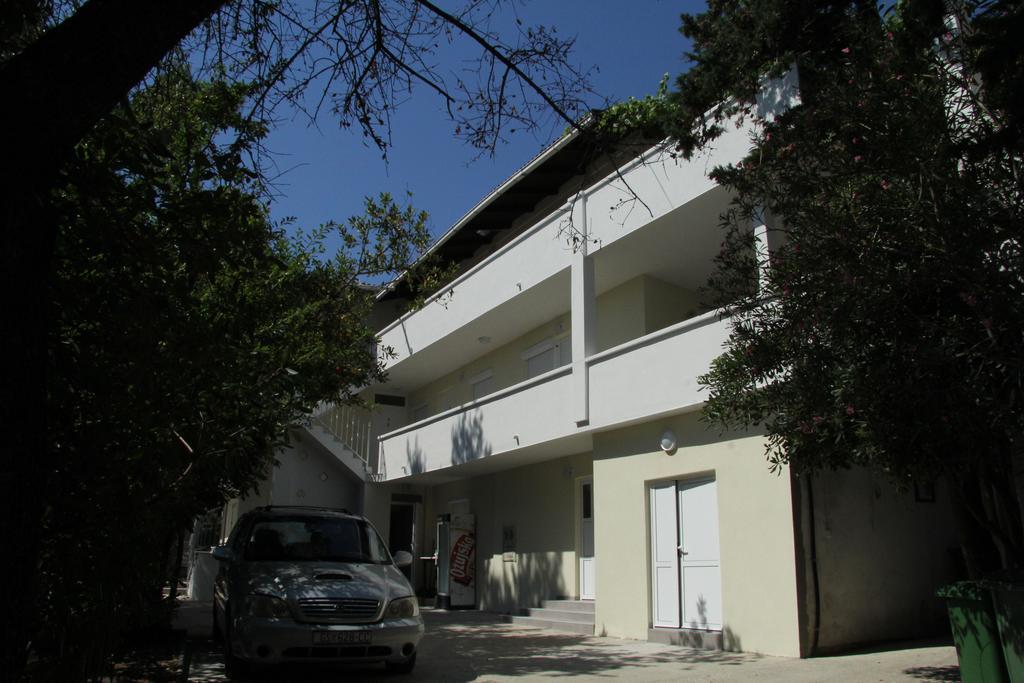 Novalja Inn 2 Экстерьер фото