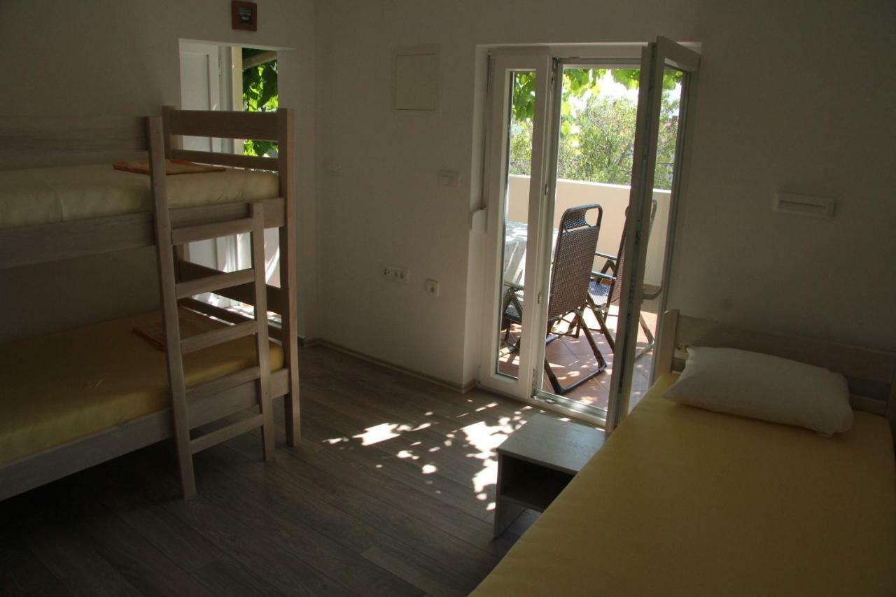 Novalja Inn 2 Экстерьер фото