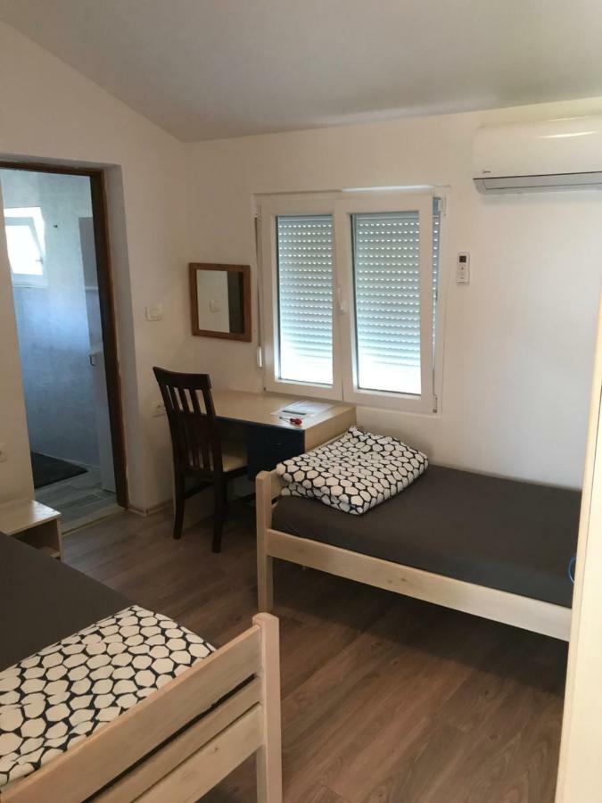 Novalja Inn 2 Экстерьер фото